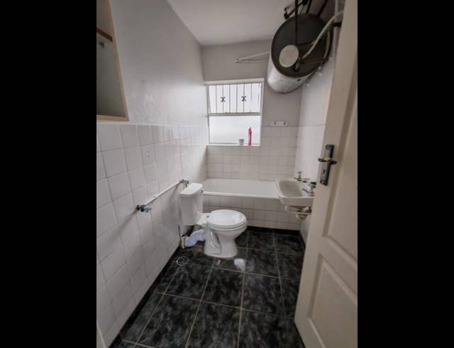 2 BEDROOM APARTMENT FOR SALE IN FAIRFIELD ESTATE